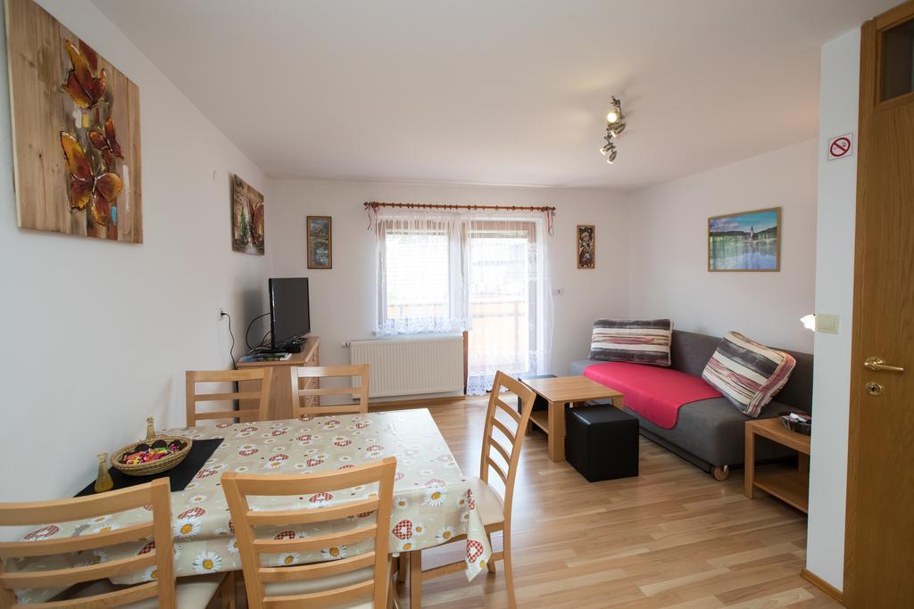 Apartmaji Matej Cvetek Бохин Екстериор снимка