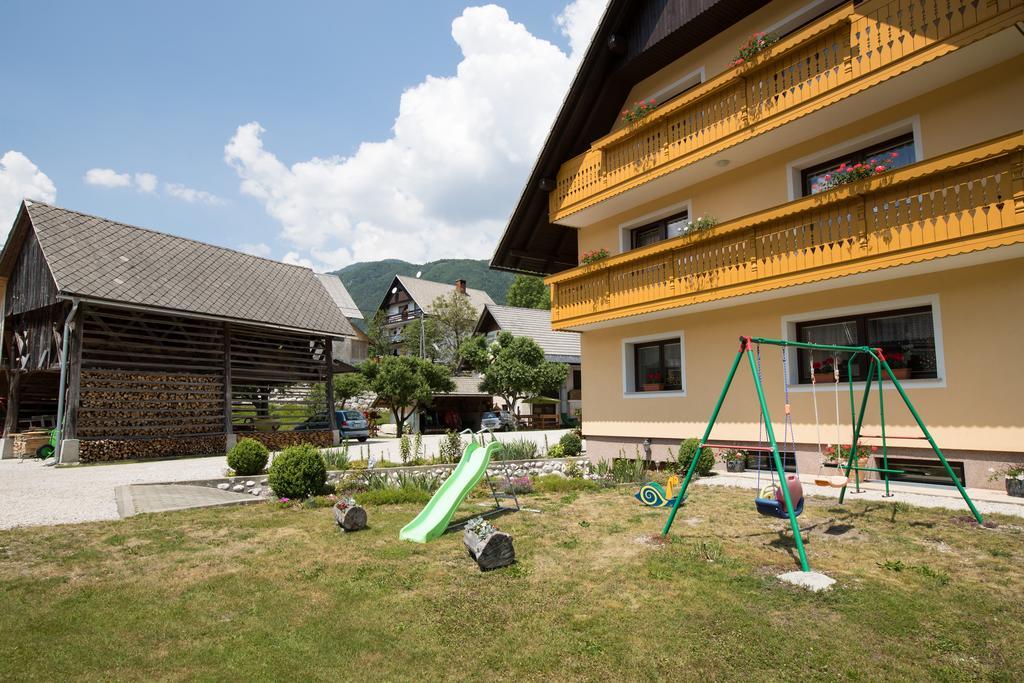 Apartmaji Matej Cvetek Бохин Екстериор снимка