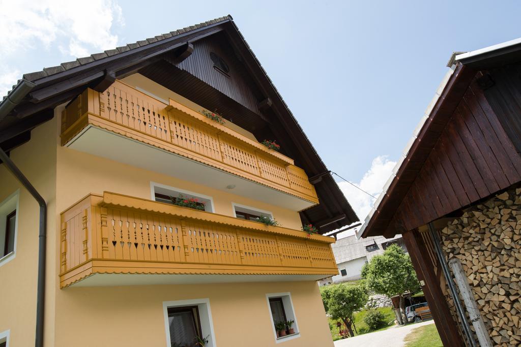 Apartmaji Matej Cvetek Бохин Екстериор снимка
