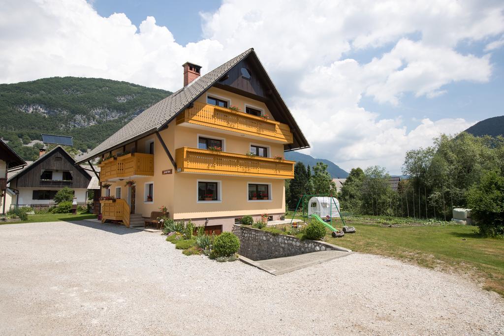 Apartmaji Matej Cvetek Бохин Екстериор снимка
