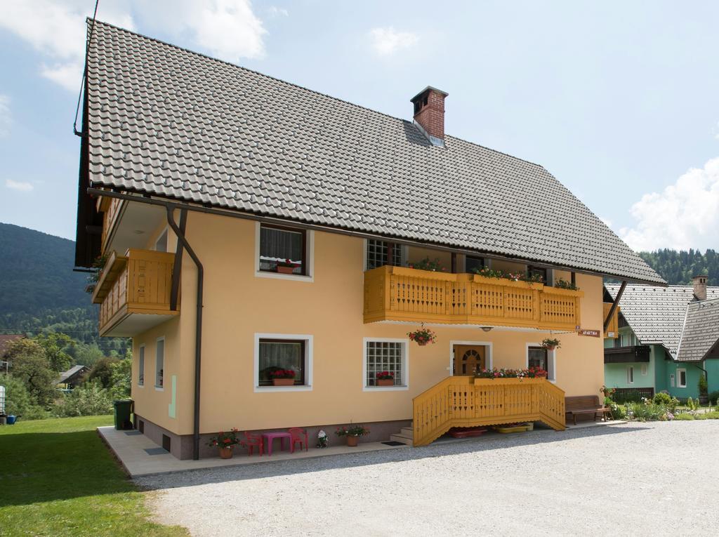Apartmaji Matej Cvetek Бохин Екстериор снимка